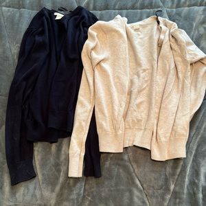 H&M cardigan sweaters— medium